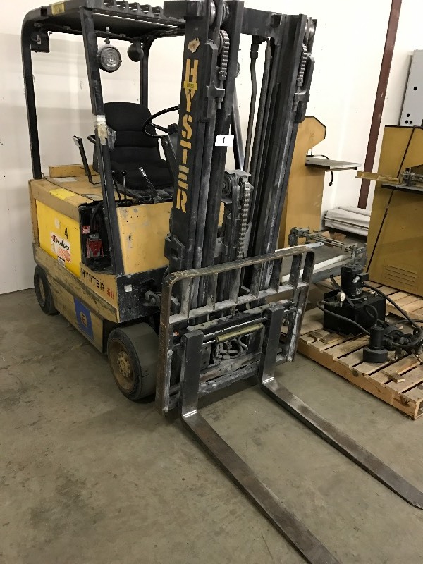 Hyster electric forklift