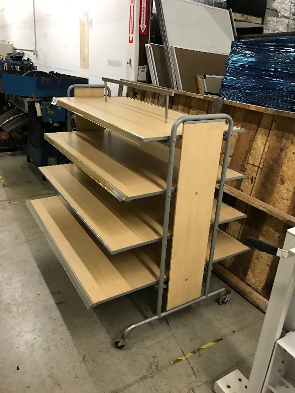 Retail display rack