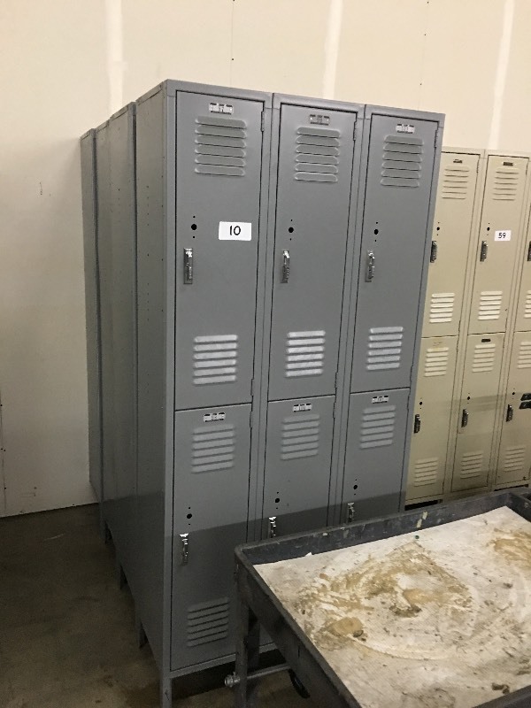 Set of 4 locker units