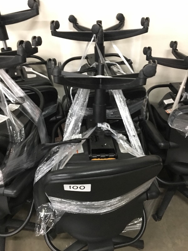 Lot of 4 office chairs