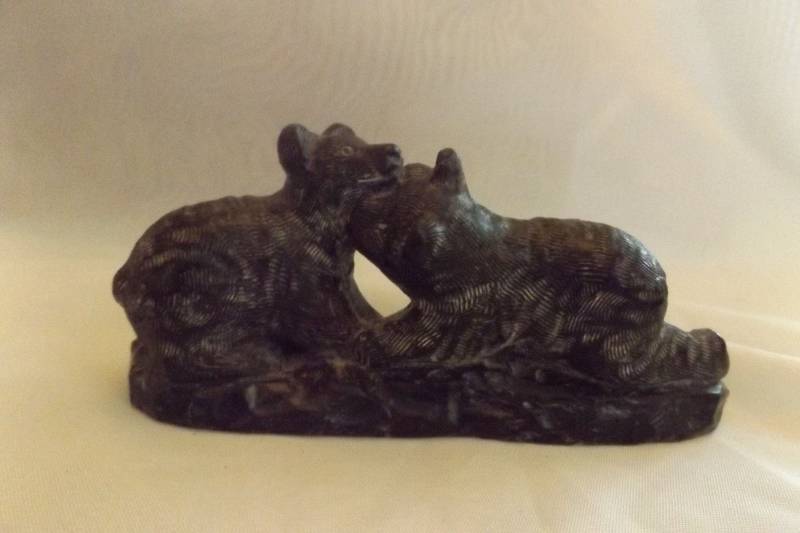 Wolf Store Black Bears