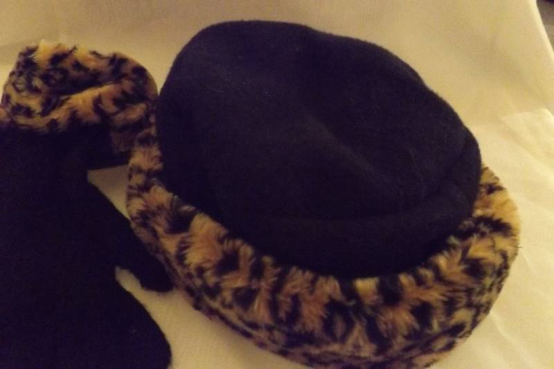 Hat and Gloves