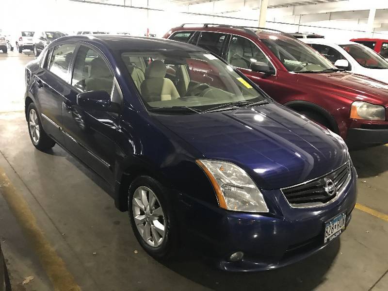 lot 10 image: 2012 Nissan Sentra 2.0 SL