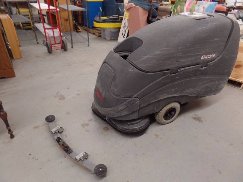 Industrial Floor Scruber