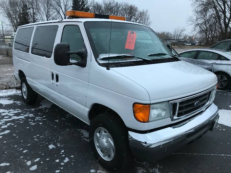 2006 Ford E-350 Cargo Van