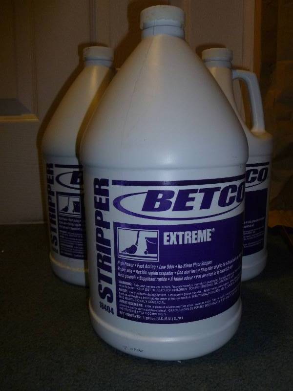 lot 50 image: Janitorial Cleaning Chemicals