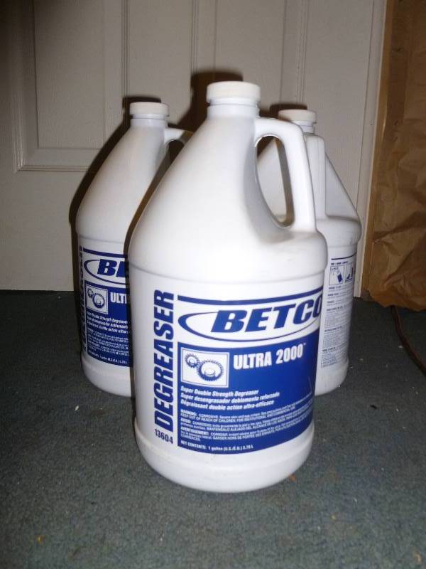 lot 53 image: Janitorial Cleaning Chemicals