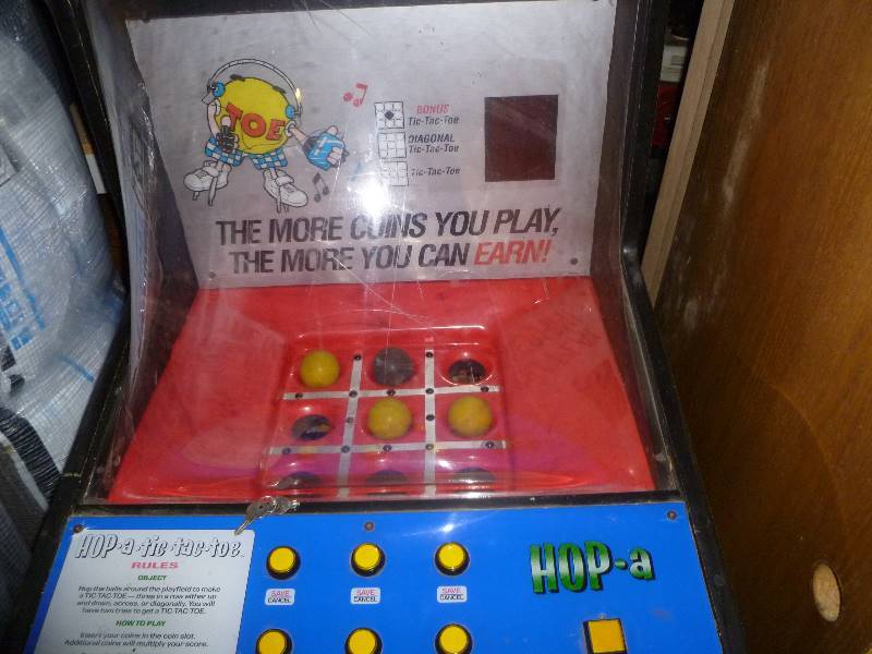 tic tac toe arcade game