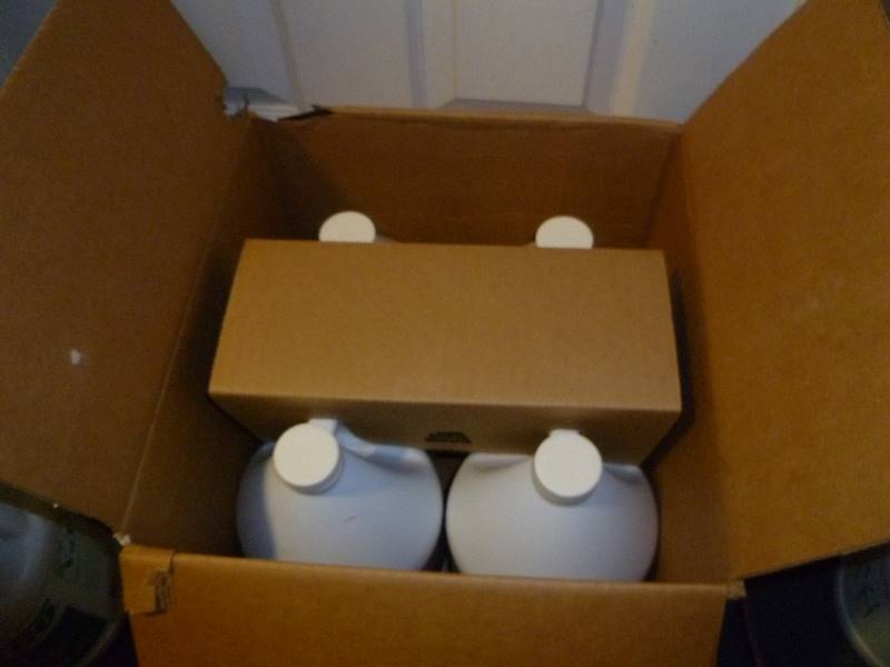 lot 48 image: Janitorial Cleaning Chemicals