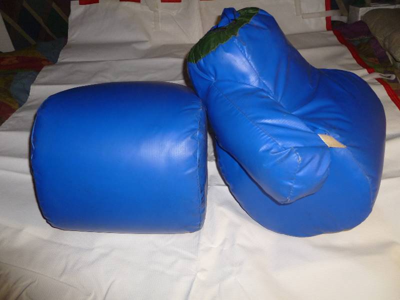 lot 73 image: Youth Blue Oversized Boxing Gloves