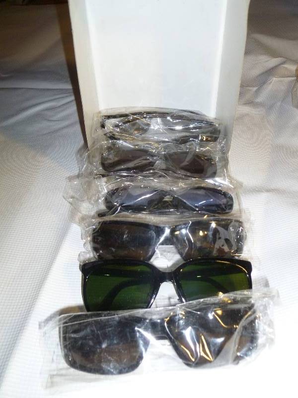lot 173 image: Box of Sunglasses