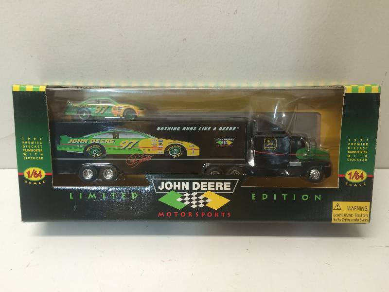 1997 John Deere Die Cast Hauler And Car