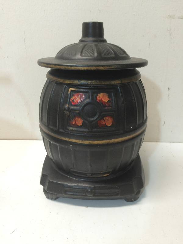 lot 5 image: McCoy Pot Belly Stove Cookie Jar