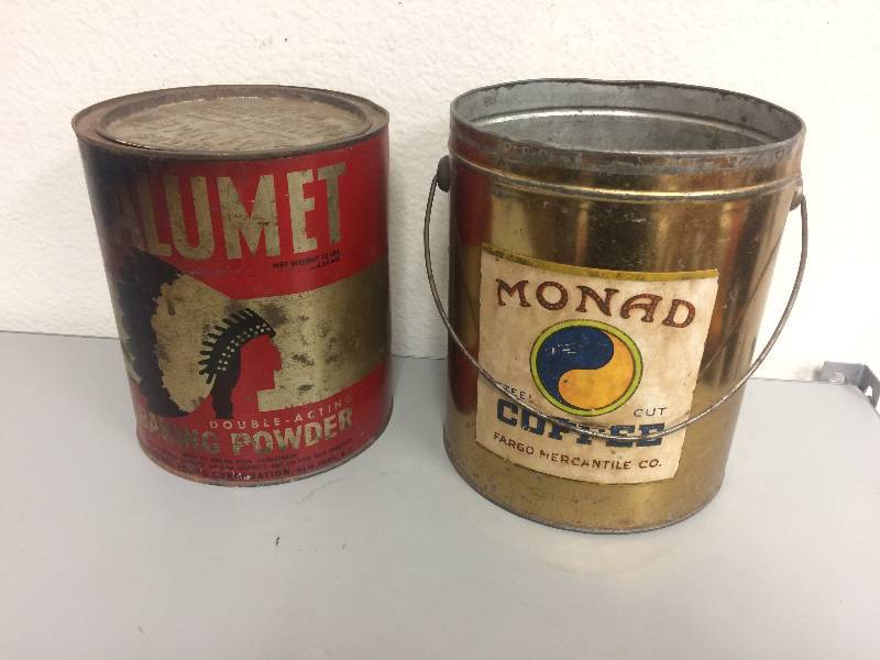 lot 21 image: Vintage Tins