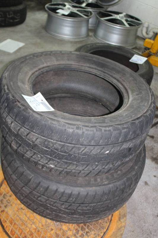 Lot of (2) Cooper Discover HT 28560R18 Tires