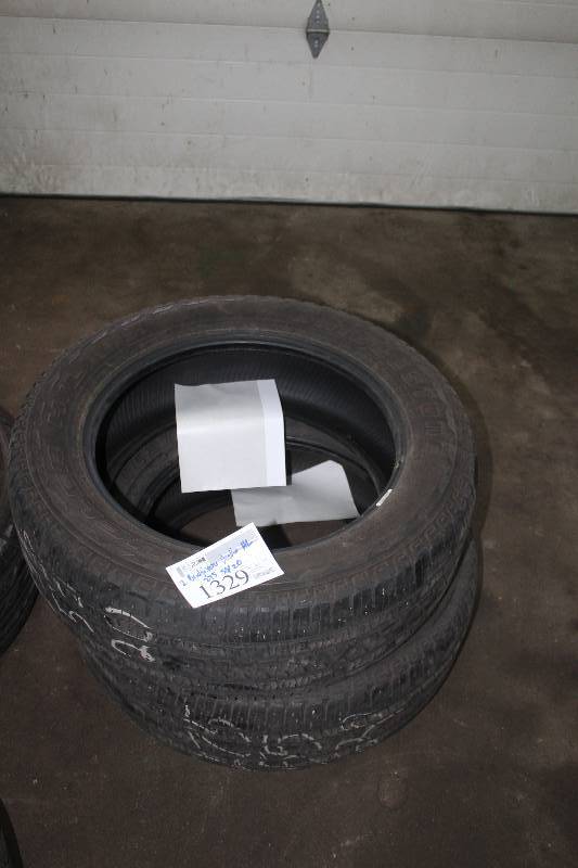 Lot of (4) Bridgestone Dueler HL P27555R20 111S MS Tires