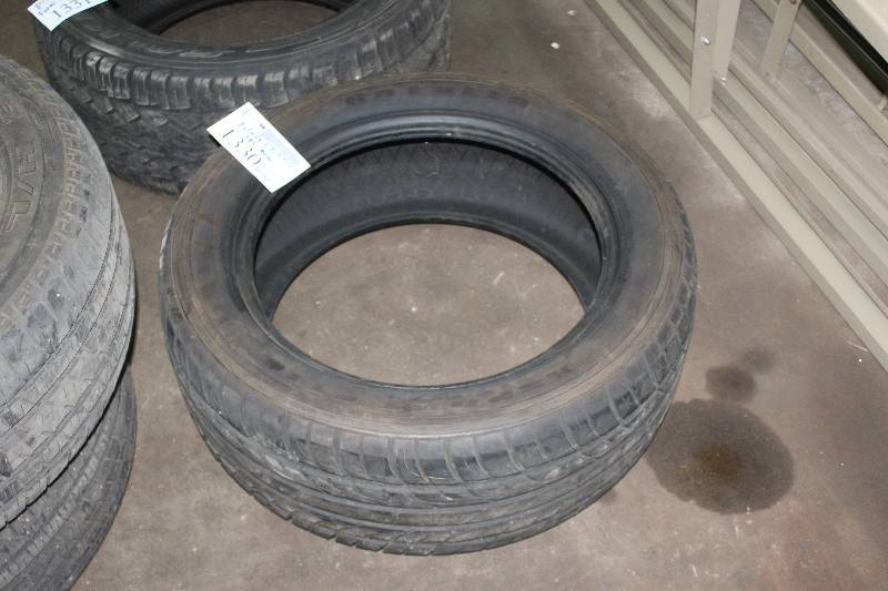 Lot of (1) Rotalla Sport F110 28550R20 Tire
