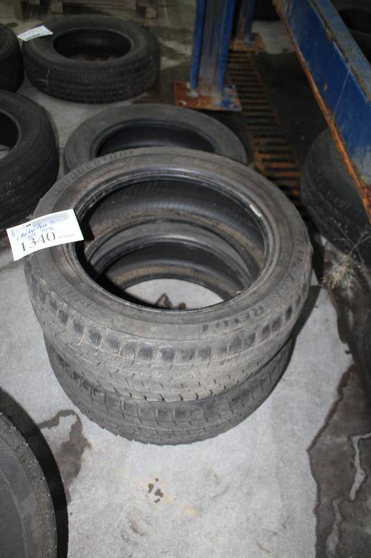 Lot of (2) Bridgestone Blizzak P20555R16 Tires