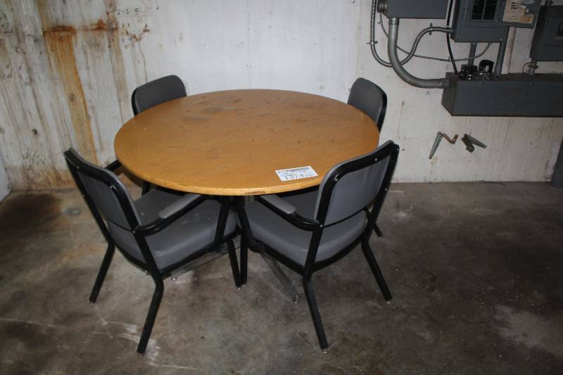 Lot of (5) Furniture Includes 4) Chairs AND 1) Round Table