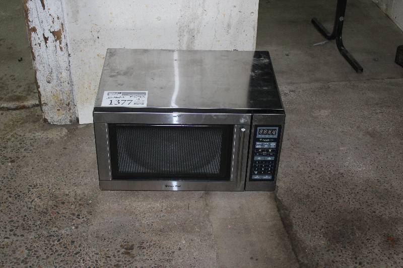 Magic Chef Stainless Steel Microwave