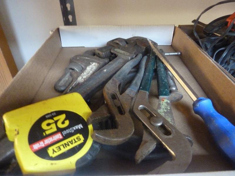 lot 13 image: Tool Lot