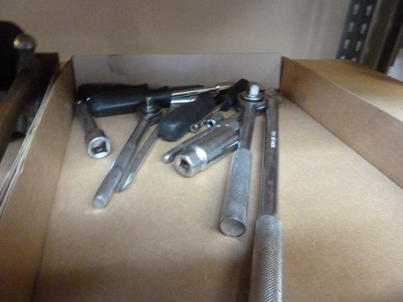 lot 18 image: Tool Lot