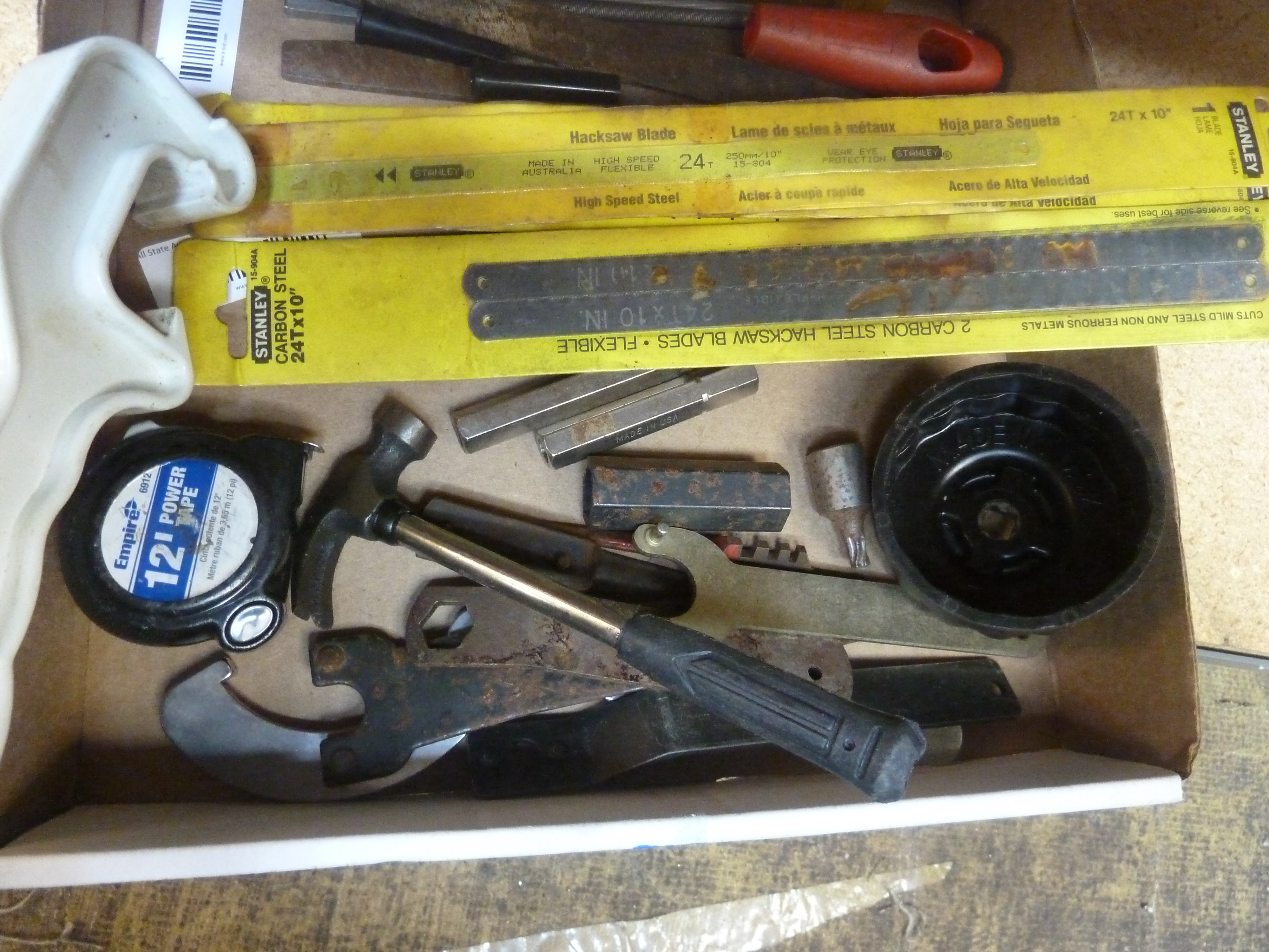 lot 24 image: Tool Lot