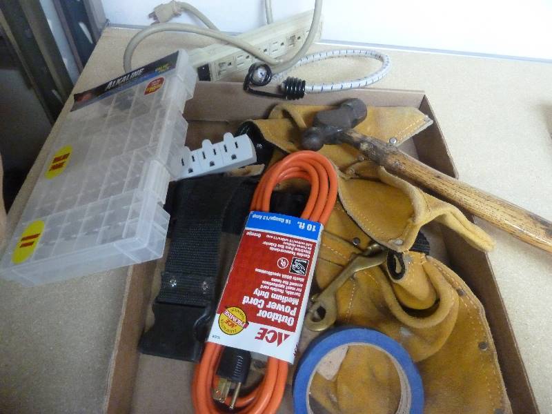 lot 71 image: HardwareTool Lot