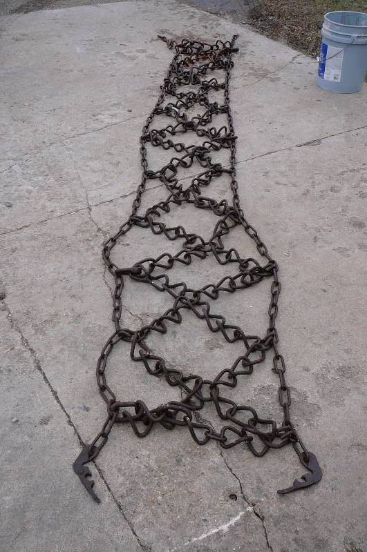 lot 15 image: Large Tire Chains