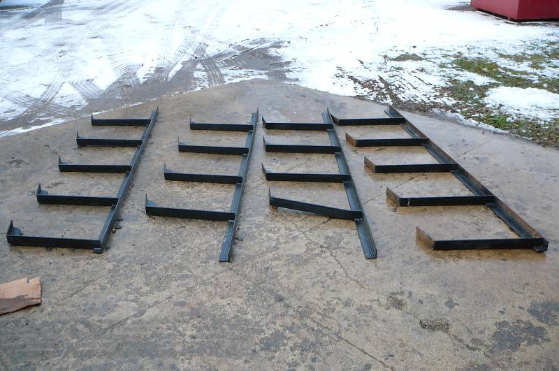 lot 16 image: Steel Rack Brackets
