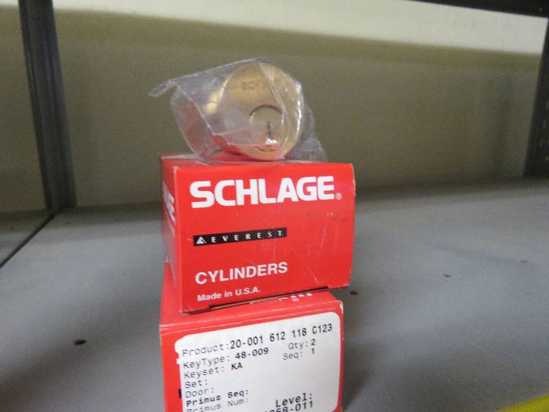 lot 118 image: Schlage Lock