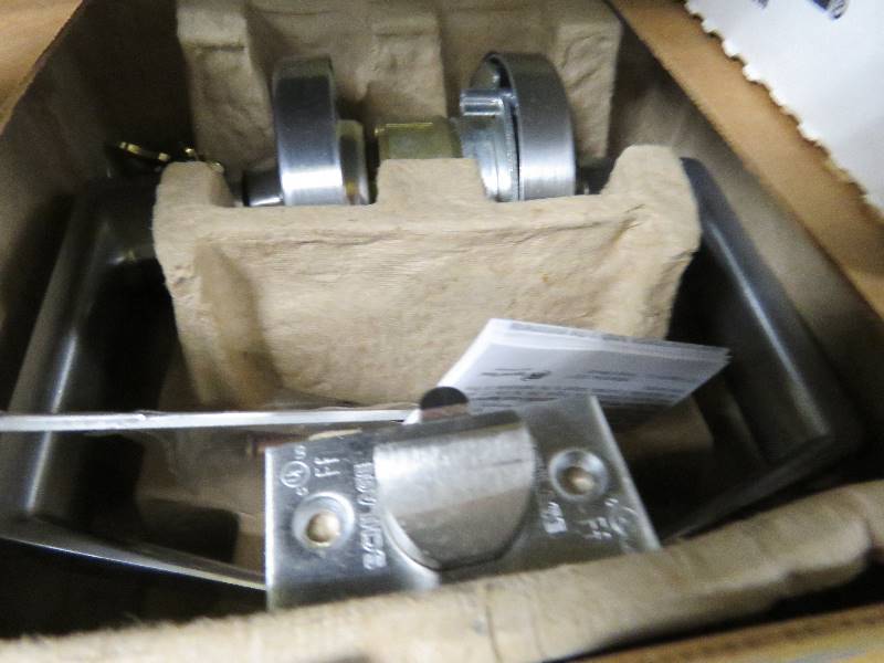 lot 119 image: Schlage Lock