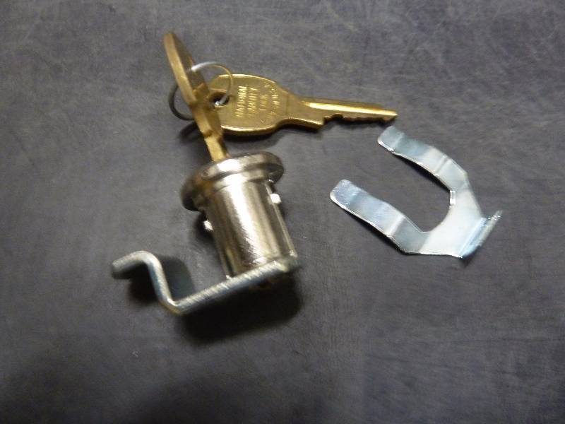 lot 1 image: Compx Security Products