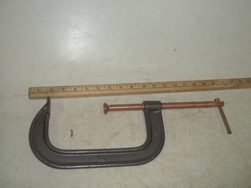 lot 6 image: Large C Clamp