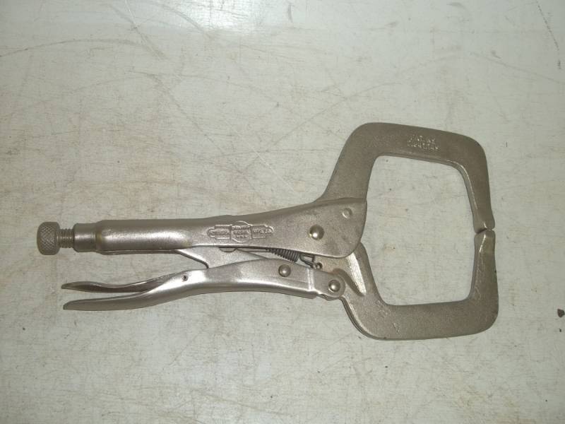 lot 16 image: Vice Grips Welding Clamp