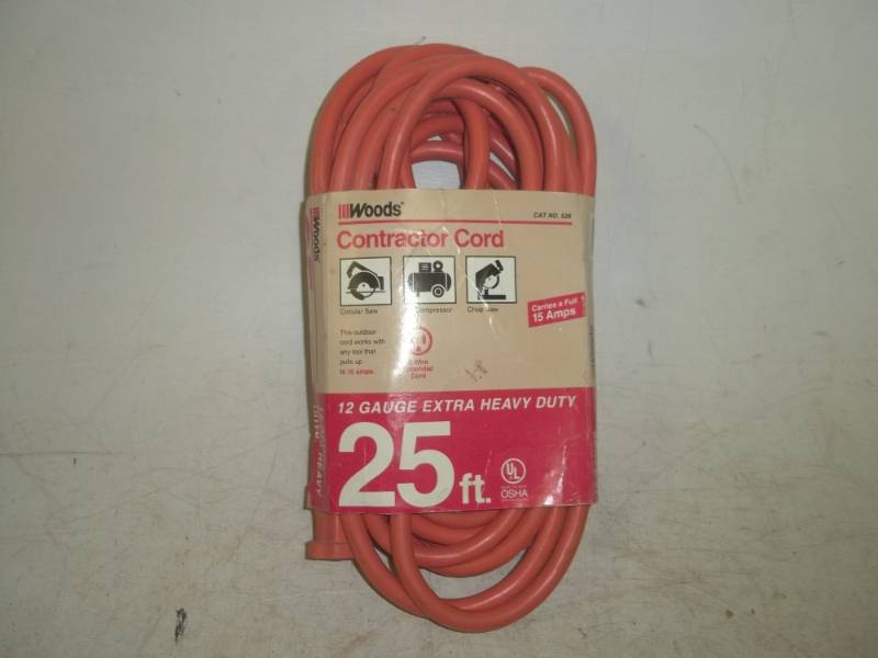 lot 17 image: 25 Extension Cord