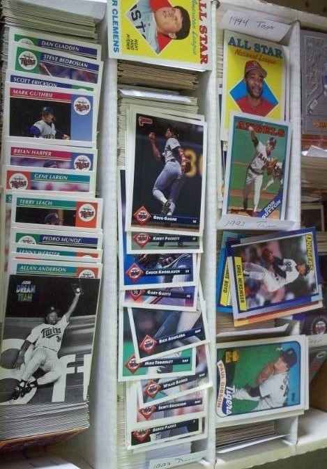 lot 35 image: Baseball cards 1991 Score 1993 Donruss, Topps and Fleer over 1000 cards