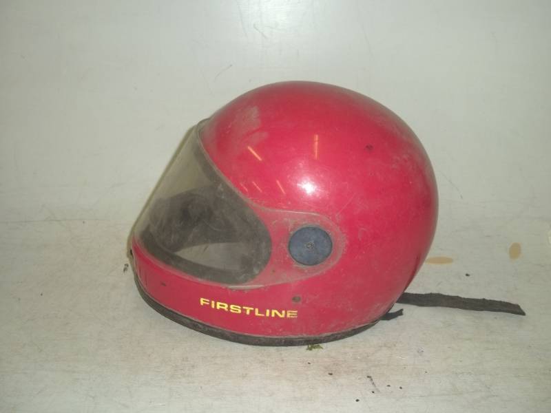 lot 97 image: Red helmet