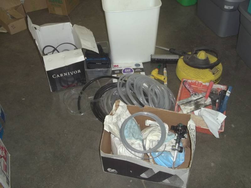 lot 105 image: Power washer-floor scrubber, garbage can, hose, sprinkler, paint tray, stapler, coppersulfate, bungees