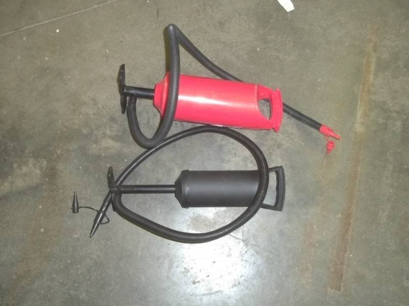 lot 111 image: 2 Air pumps