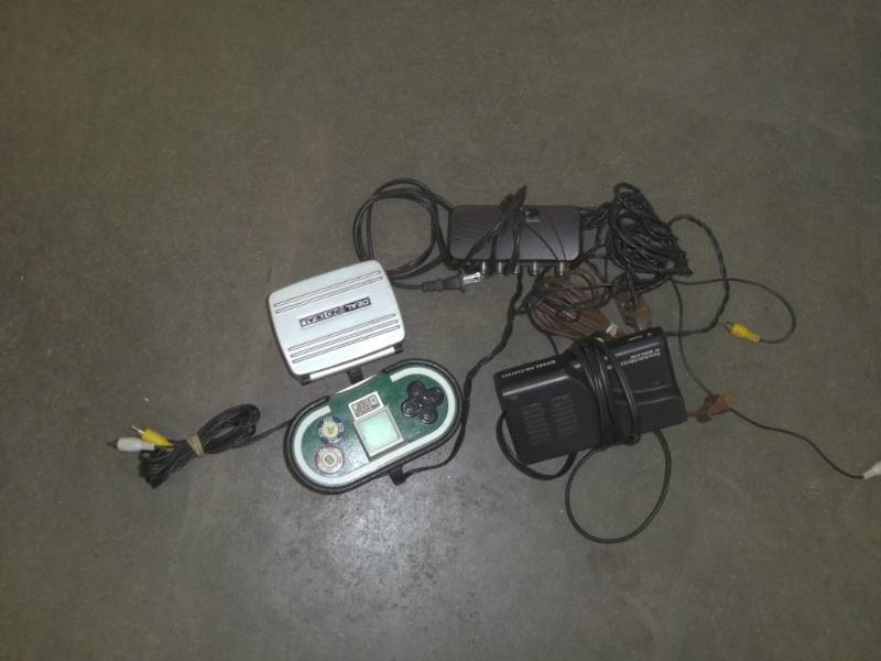 lot 117 image: TV games and 2 RF modulators
