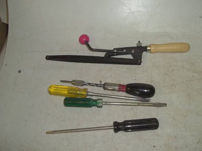 lot 124 image: Screwdrivers and a rasp