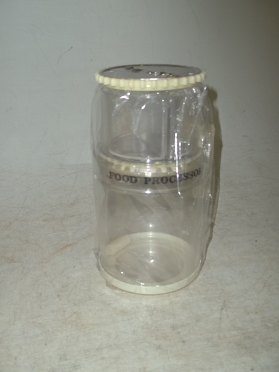 lot 135 image: Food processor