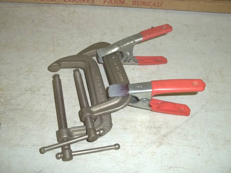 lot 187 image: 2 spring clamps and 2 C-clamps