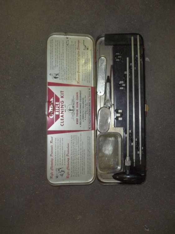 lot 204 image: .22 Caliber rifle cleaning kit