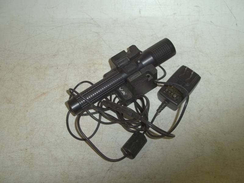 lot 230 image: Recharging flashlight