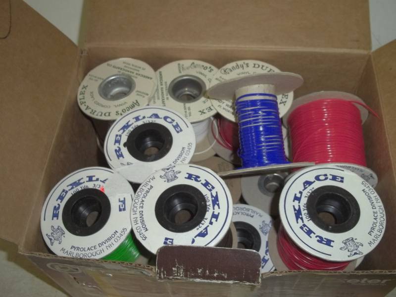 lot 284 image: Vinyl coated lacing, assorted colors