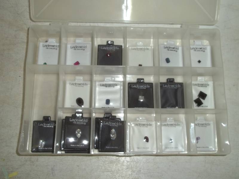 lot 286 image: Jewelry making supplies in case