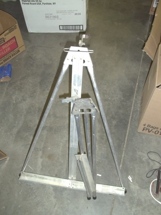 lot 307 image: Pair of table easels