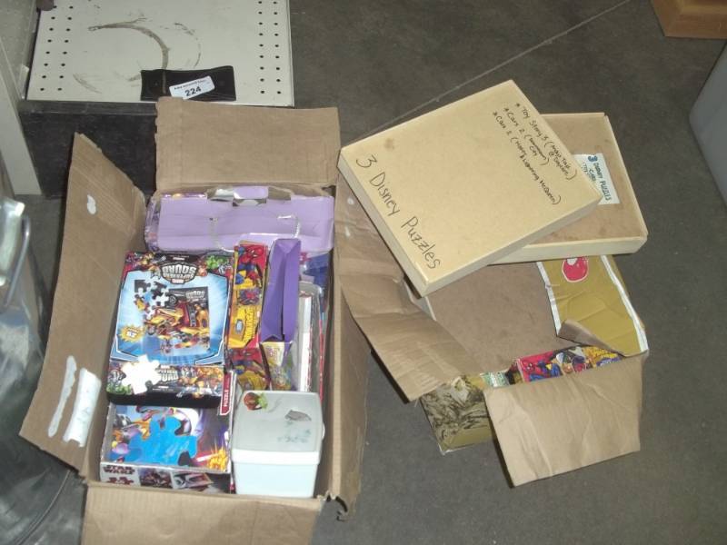 lot 365 image: 2 boxes of kids puzzles